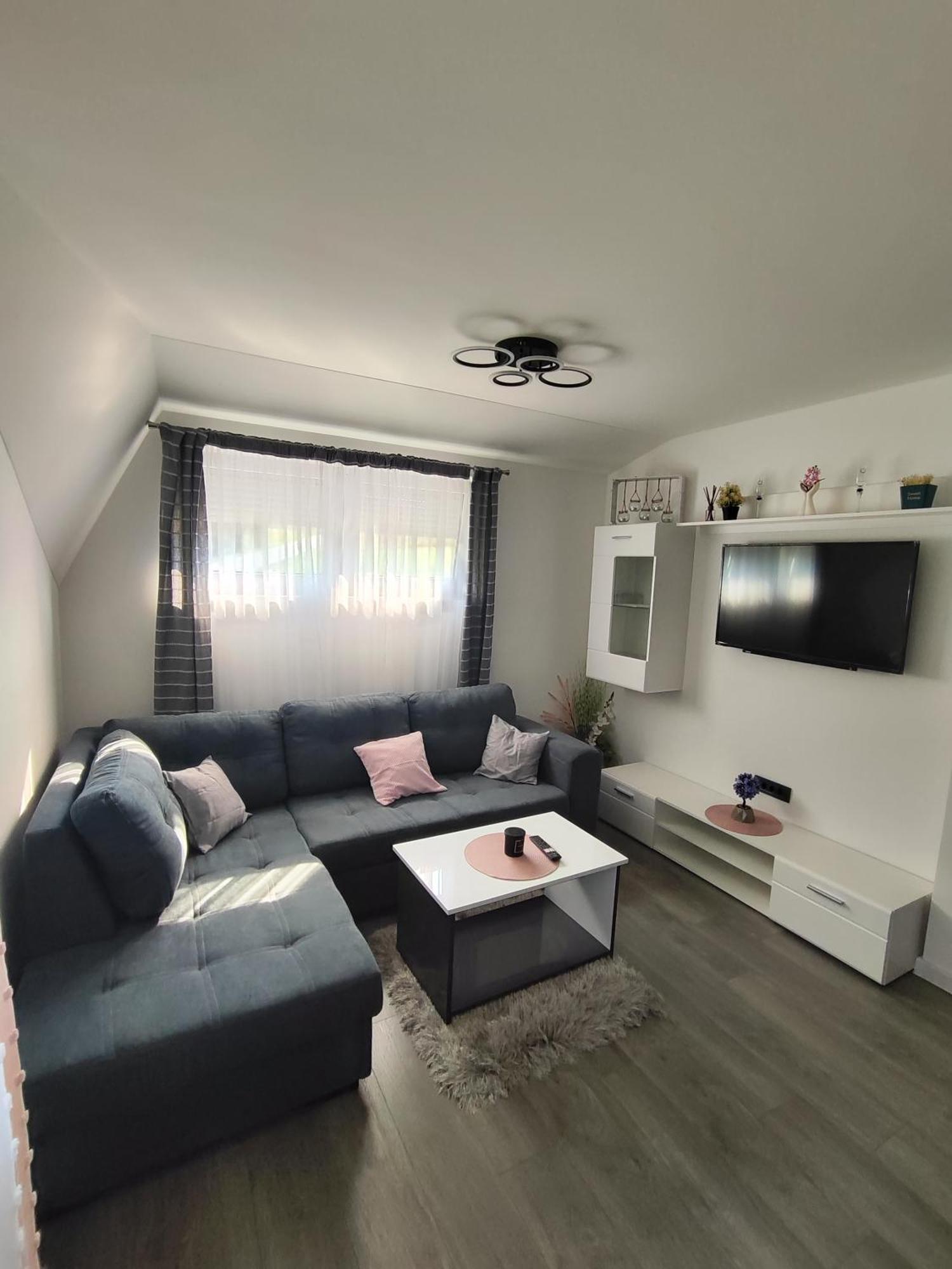 Appartement Happy Moments 1 à Gornje Jesenje Extérieur photo